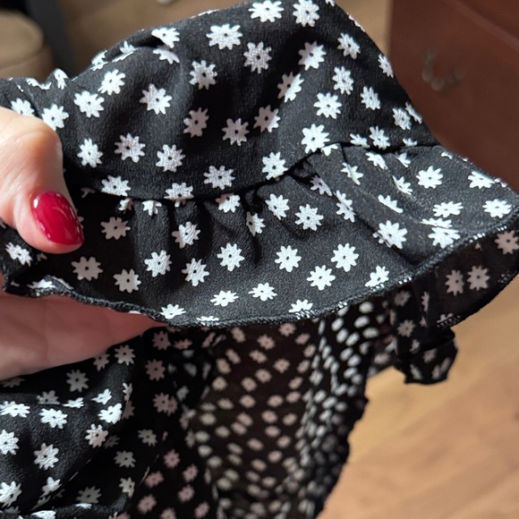 Black and White Polka Dot Women's Skirt - Picture 4 of 4